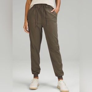 Lululemon Stretch High-Rise Jogger Full Length